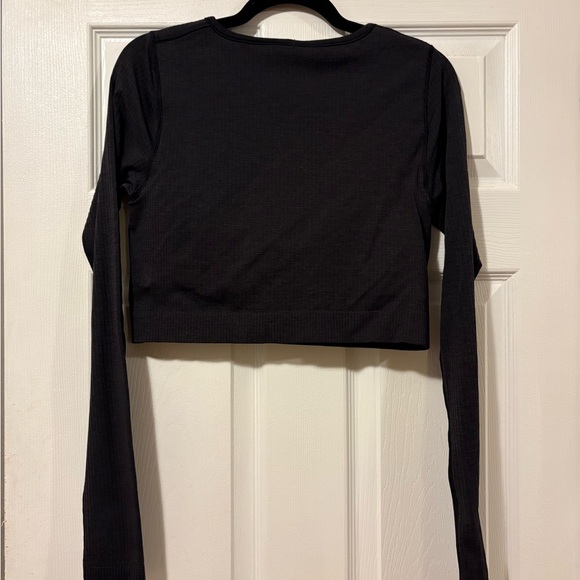 lululemon athletica Black Long Sleeve - Picture 5 of 5